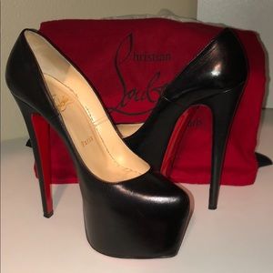 Christian Louboutin daffodile